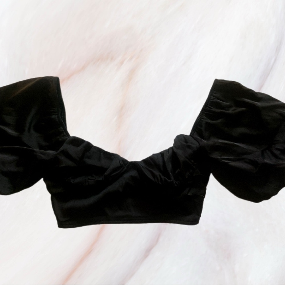 Fashion Nova Elegant Black Puff Sleeve Crop Top